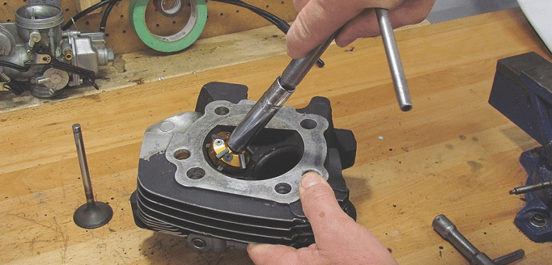 7 Penyebab Klep Motor Bengkok