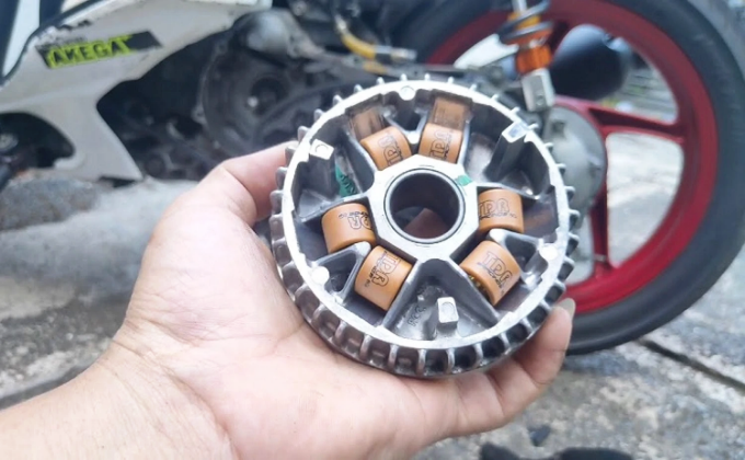Tanda Roller Motor Matic Sudah Aus