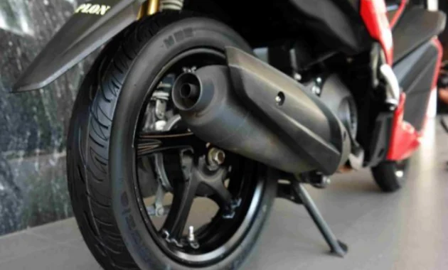 Penyebab Knalpot Motor Nembak Saat Lepas Gas
