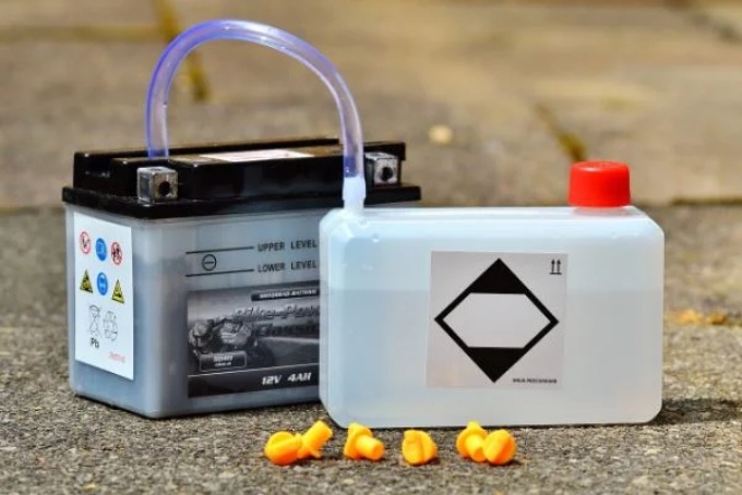 7 Ciri Aki Motor Cepat Habis dan Solusi Ampuh