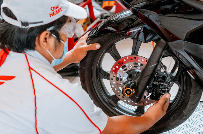 Atasi Kampas Rem Depan Bunyi