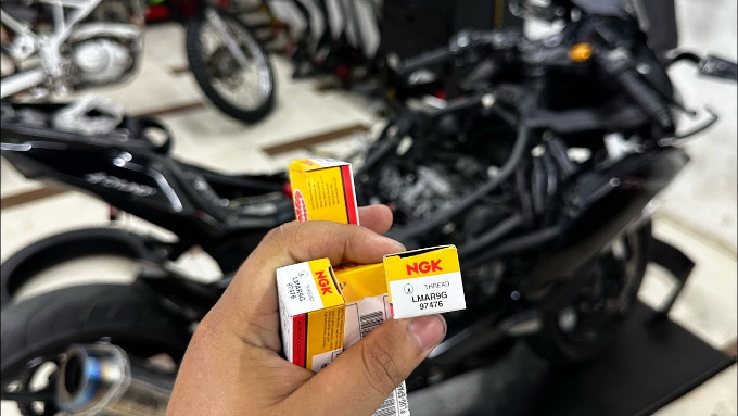 ganti Busi Kawasaki Ninja ZX25R