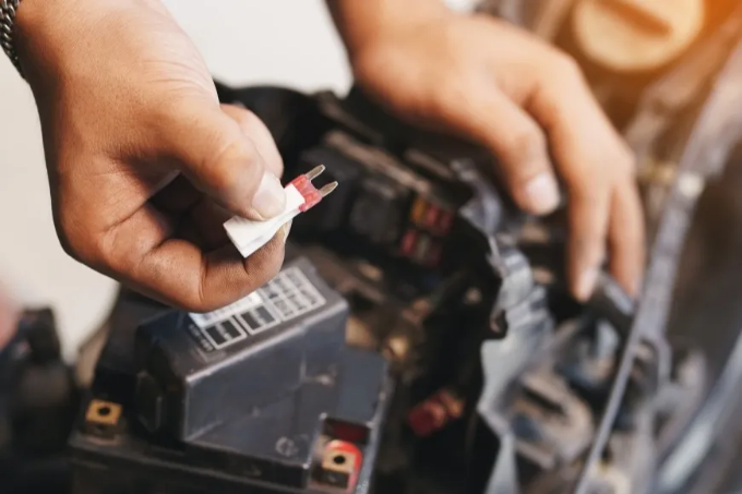 Penyebab Sekring Motor Putus Sekring Motor Putus Padahal Baru Diganti