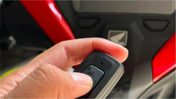 Mengaktifkan Alarm Anti-Theft New Honda Vario 160 Evo