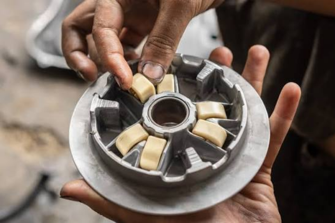 Peran Penting Roller di Motor Matic